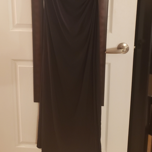 Evening Gown - Picture 3 of 4